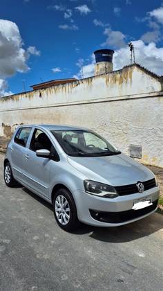 VOLKSWAGEN FOX 1.0 MI TREND 8V FLEX 4P MANUAL VOLKSWAGEN FOX 1.0 MI TREND 8V FLEX 4P MANUAL